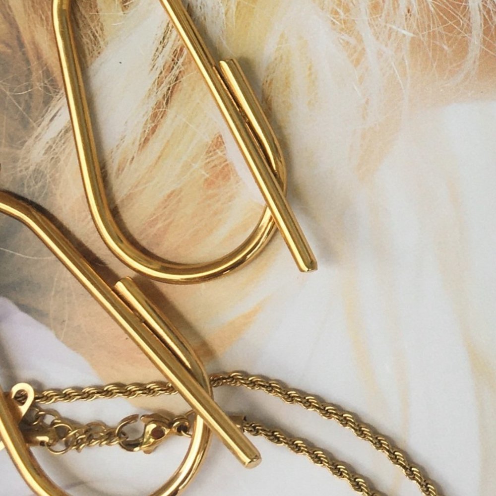 Statement 18K Gold Hoop Earrings - Picture 10 of 11
